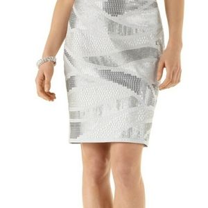 WHITE HOUSE BLACK MARKET GRAY SEQUIN SKIRT